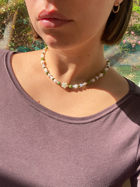 Le collier Flore